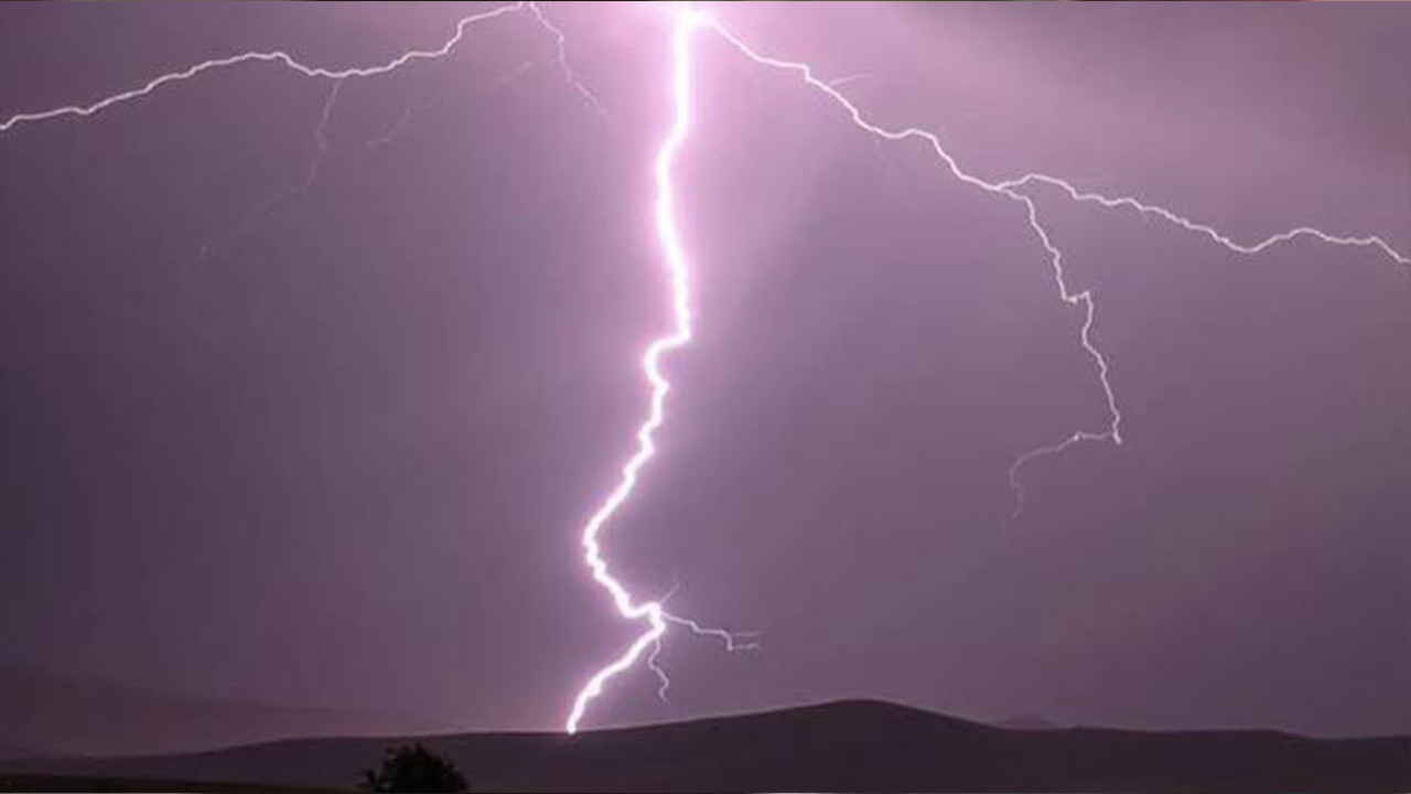 Hapishaneye yıldırım düştü: 16 yaralı var